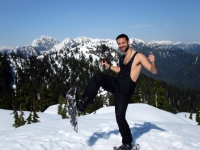 Snowshoeing around Grouse Mountain (Vancouver Travel Guide)